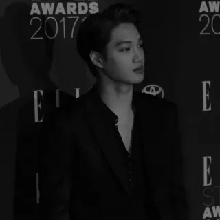 🌪 a092445c AWARDS
2017 prix, 2017, personne, événement, noir et blanc, tenue de soirée whatsapp sticker