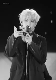 🗞 0a6732cc zanger, microfoon, artiest, muziek, concert telegram sticker