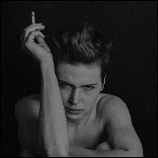 ➖ 2f177e79 담배, 사람, 흡연, 인물 사진, 흑백 telegram sticker