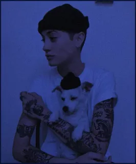 🌑 a9b9f703 사람, 개, 타투, 인물사진, 비니 telegram sticker