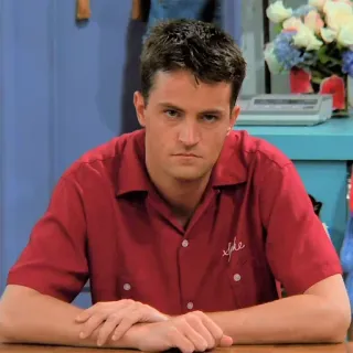 😐 98133318 Chandler Bing Friends serie tv, friends, chandler, matthew perry, sitcom whatsapp sticker