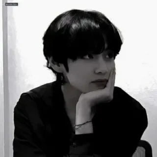 ⛓ d67b9aab person, man, portrait, kpop, singer, v, kim taehyung, bts whatsapp sticker