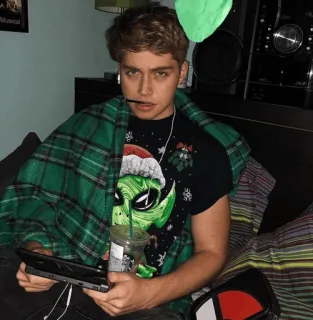 🛋 3707c7ef man, teenager, casual, starbucks, christmas telegram sticker