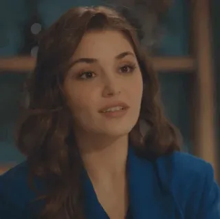 🐾 88c529b5 mujer, persona, retrato, morena, Hande Erçel telegram sticker