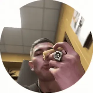 🍕 73dd122a jedzenie, jedzenie, mężczyzna, pierścionek, zbliżenie telegram sticker