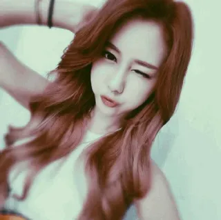 🐾 d8dfb99f mulher, piscadela, retrato, selfie, garota, fofa telegram sticker