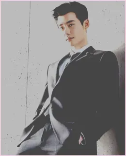 🥂 28f0e1e4 telegram sticker