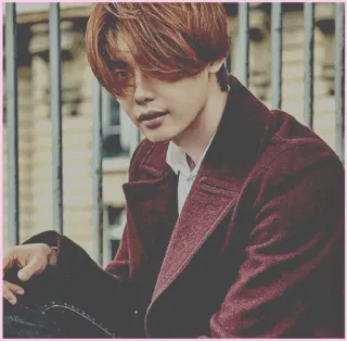 🥂 8909332e hombre, retrato, moda, abrigo, coreano, actor telegram sticker