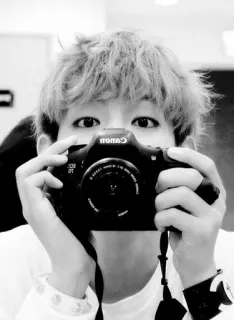 🌚 283cc322 macchina fotografica, fotografia, ritratto, bianco e nero, persona, canon telegram sticker