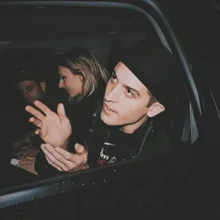 〰 f72f9af5 whatsapp sticker