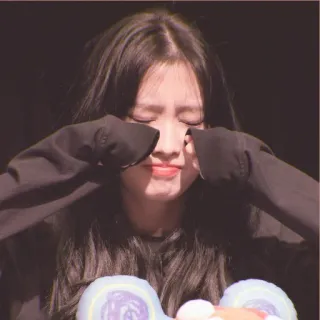 🩰 bc037b0b ผู้หญิง, ภาพเหมือน, ร้องไห้, เศร้า, เสียใจ, ผู้หญิง telegram sticker