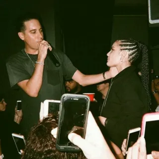 🌼 Galsey | @Mina_Malik  🌼 whatsapp stickers