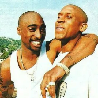 ♥️ e56a4ea3 Tupac Shakur célébrités, rap, hip hop, musique, amitié whatsapp sticker