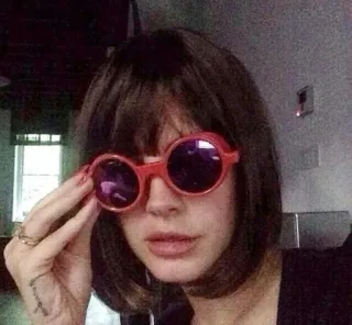 😎 1ce4dedf woman, sunglasses, selfie, portrait, person, female whatsapp sticker