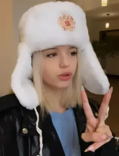 ✌ 61cf99e8 telegram sticker