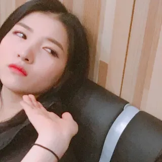 😒 8f2863b0 telegram sticker