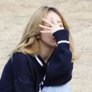 🤦‍♀ de2358f1 telegram sticker