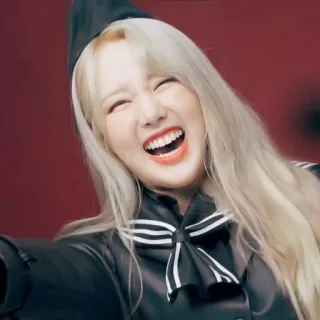 😆 e52edde0 donna, capelli biondi, sorriso, ridere, persona, felice telegram sticker