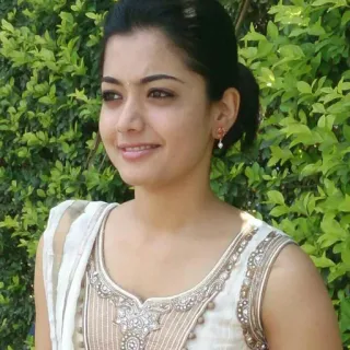 🙃 6e6972b5 wanita, potret, india, aktris, kecantikan, senyum telegram sticker