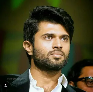 😕 bd1c42ca pria, potret, aktor, india, jenggot, tampan telegram sticker