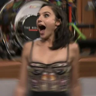 😮 59bdc552 Gal Gadot wanita, aktris, selebriti, terkejut, kaget, semangat telegram sticker