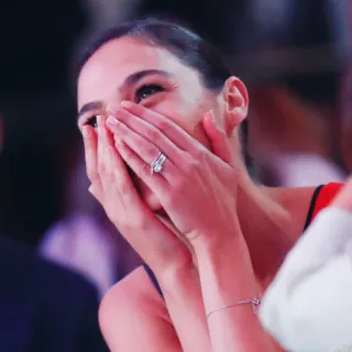 🙊 8eca8b46 wanita, bahagia, wajah, orang, perayaan, cincin, perhiasan, potret telegram sticker