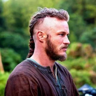 ⚔ 09aa5034 Ragnar Lothbrok Vikings Ragnar Lothbrok, Wikingowie, Travis Fimmel, wojownik, dramat historyczny, wiking, portret postaci telegram sticker