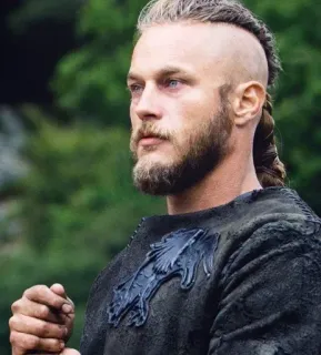 ⚔ 17846879 Ragnar Lothbrok Vikings Ragnar Lothbrok, Wikingowie, Travis Fimmel, Nordycki, Wojownik, Dramat historyczny, Portret postaci telegram sticker