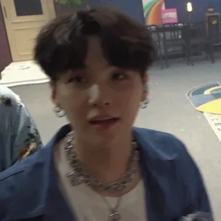 😅 043d2104 telegram sticker