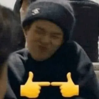 👉 670af363 osoba, gest, wskazywanie palcem, sweter telegram sticker