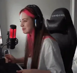 🤍 f15e7375 telegram sticker