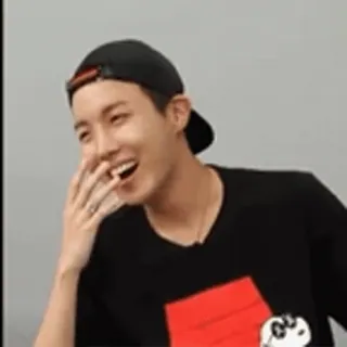 😂 d77ddaab 男人, 微笑, 帽子, 笑, 肖像, 人 telegram sticker