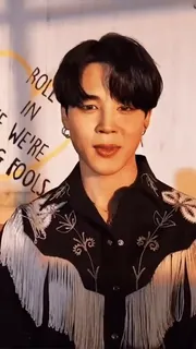 😝 3896a0f7 ROLL
IN
WE'RE
FOOLS person, mann, kleidung, hemd, kpop, jimin telegram sticker