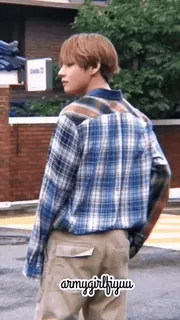 😳 e72da239 armygirlfjiyuu person, kleidung, mode, stil, streetwear, casual telegram sticker