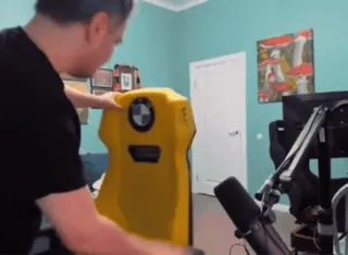 👊 5c41610a whatsapp sticker