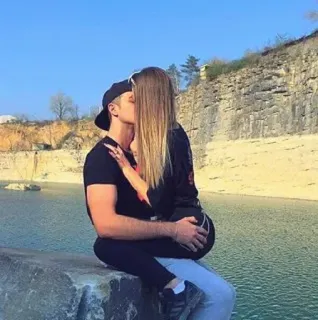 💋 a1ecb890 Paar, Kuss, Liebe, Romantik, Dating whatsapp sticker