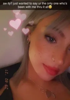 💘 5933d50f aw ily!! just wanted to say ur the only one who's been with me thru it all เซลฟี่, ความรัก, ผู้หญิง, น่ารัก, ภาพเหมือน telegram sticker