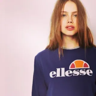 🙂 5a92cf10 ellesse moda, ropa, ellesse, mujer, modelo, suéter whatsapp sticker