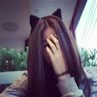 😘 e1a1d31b chica, orejas de gato, morena, mujer whatsapp sticker