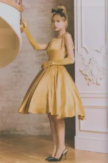 🍬 bb35edbe Frau, Kleid, Mode, Elegant, Stil, Porträt, Vintage whatsapp sticker