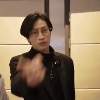 🔳 d29f816a persona, hombre, dedo corazón, gesto, gafas, retrato whatsapp sticker