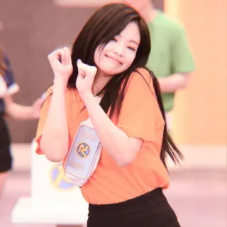 🐰 34863247 женщина, девушка, улыбается, человек, кореянка, оранжевая рубашка whatsapp sticker