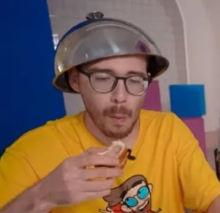 🍴 740245f2 telegram sticker