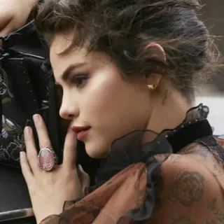 🍰 180765eb Selena Gomez woman, person, portrait, singer, actress, beauty telegram sticker