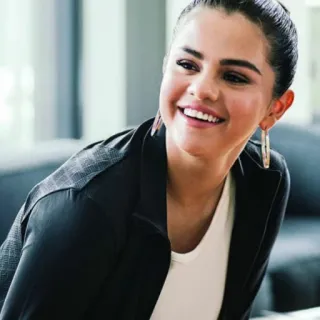 🍰 87f9d091 Selena Gomez Selena Gomez, actress, singer, celebrity, woman, smile telegram sticker