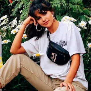 🍰 a3150dfa Selena Gomez Selena Gomez, actress, singer, celebrity, daisies, casual wear telegram sticker