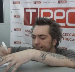 🙇‍♂ 6432ca90 telegram sticker