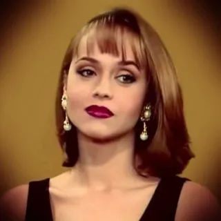 💧 6815070a 女人, 肖像, 耳环, 美丽 whatsapp sticker