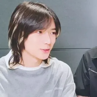 🧷 9f364b9f Person, Mann, Porträt, Koreanisch, Promi, Sänger telegram sticker