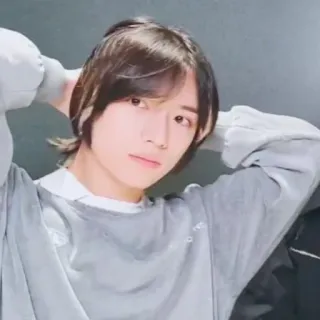 🕊 b3db0c04 Person, Mann, Mann, Porträt, Koreanisch, Asiatisch, Lässig telegram sticker